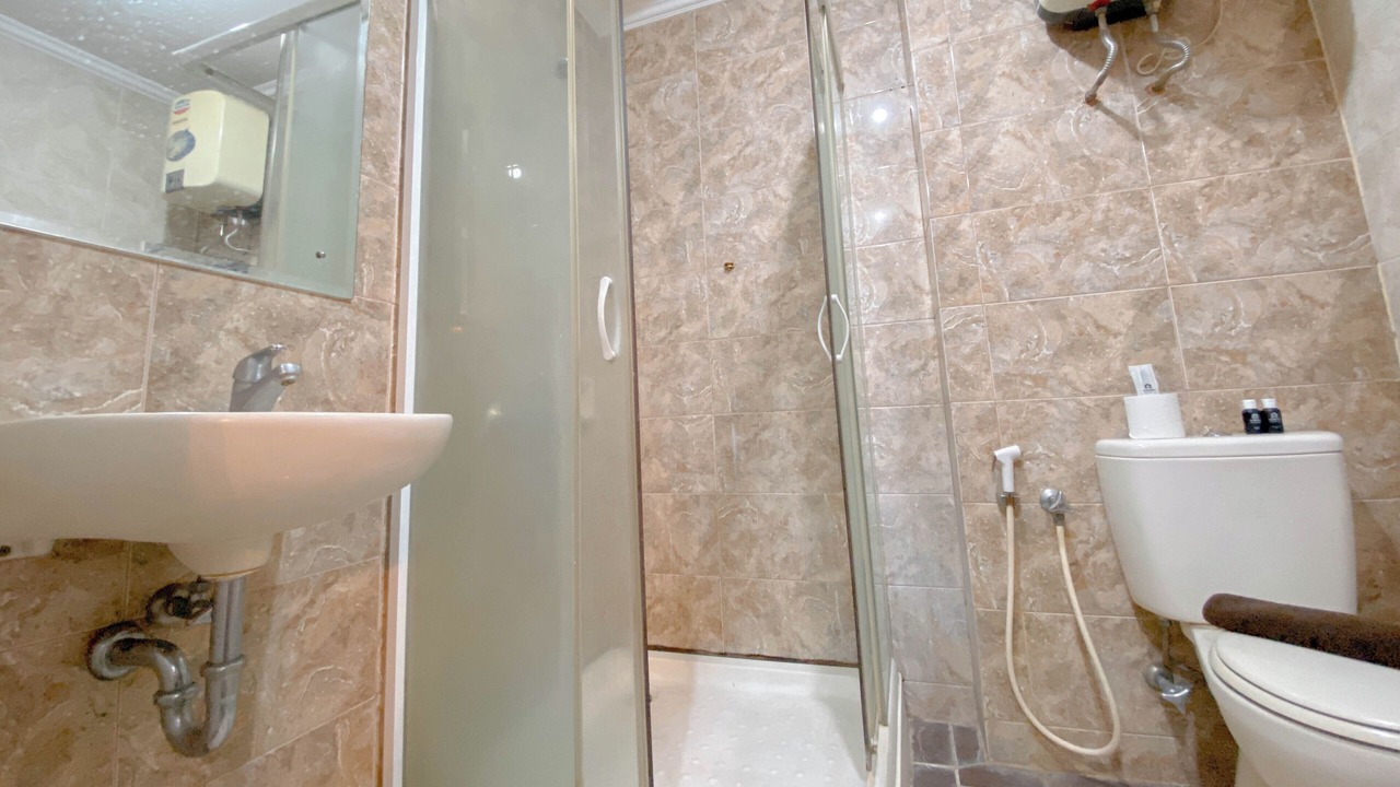 Photo of Bathroom in Sukajadi