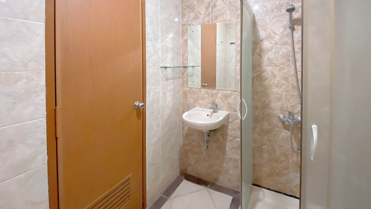 Photo of Bathroom in Sukajadi