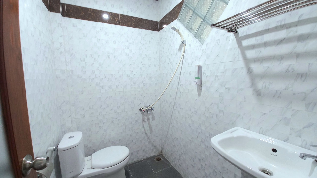 Photo of Bathroom in Temon