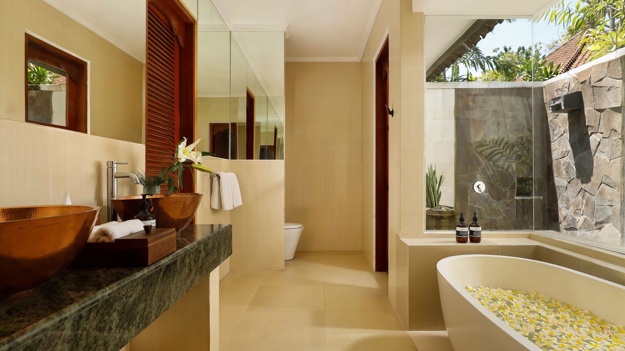 Photo of Bathroom in By Pass Ngurah Rai