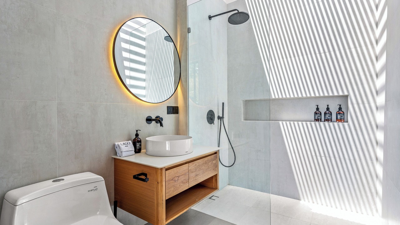 Photo of Bathroom in Pecatu