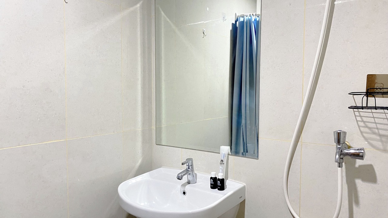 Photo of Bathroom in Duren Sawit