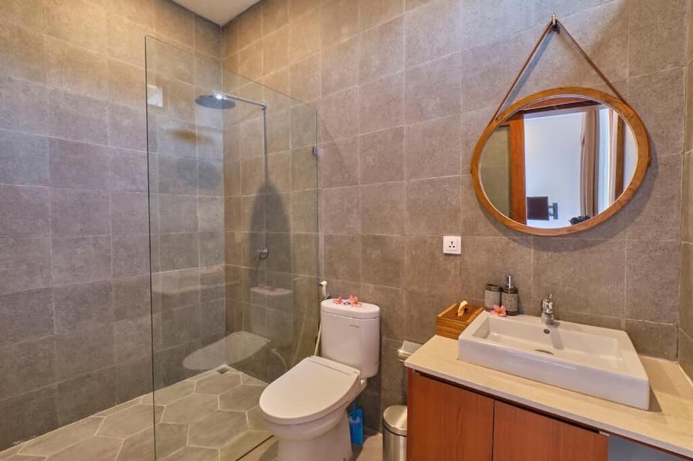 Photo of Bathroom in Lodtunduh