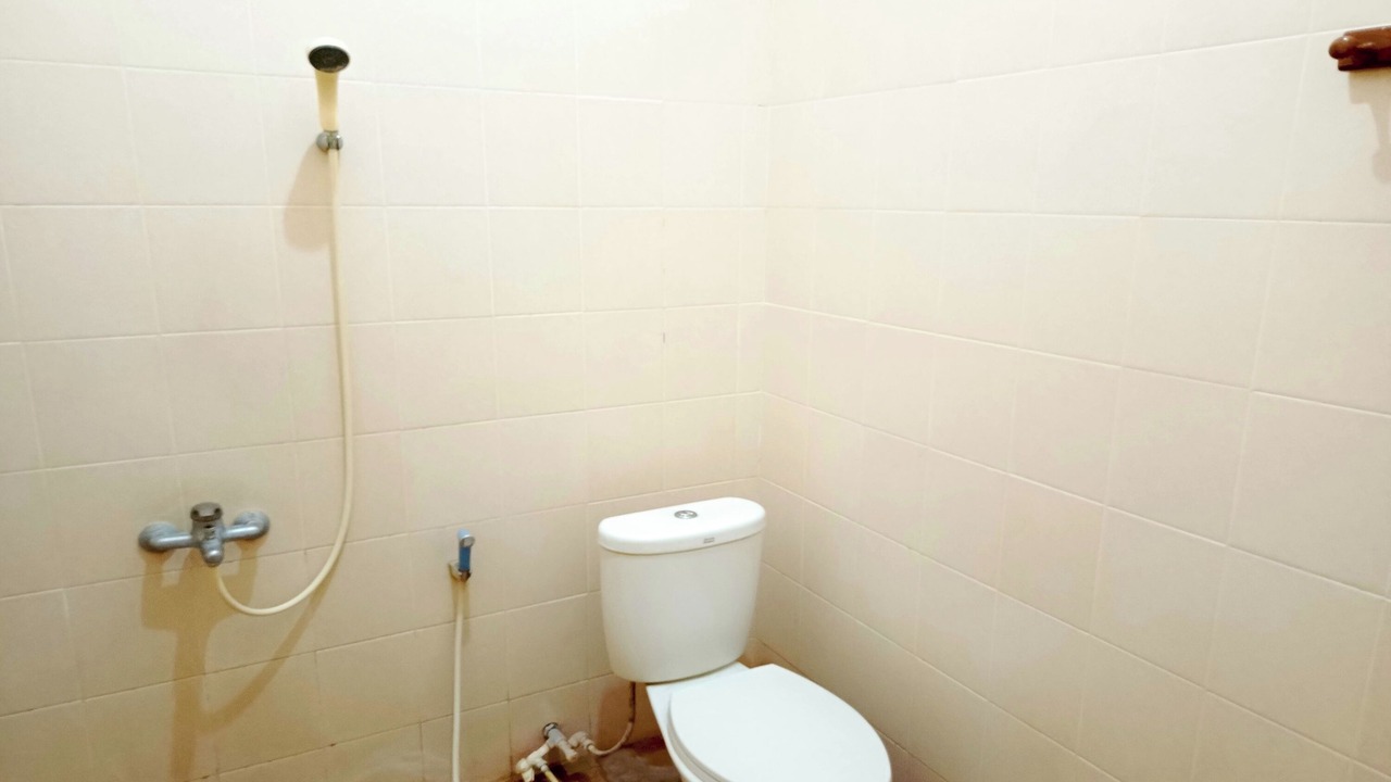 Photo of Bathroom in Dinoyo