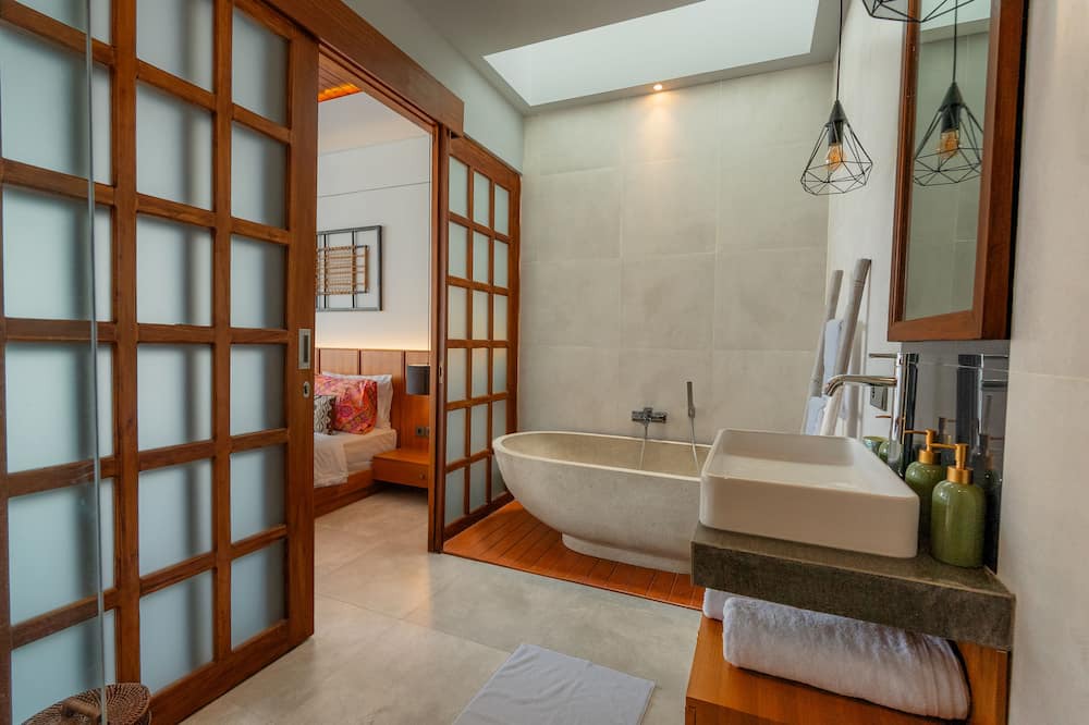 Photo of Bathroom in Mambal