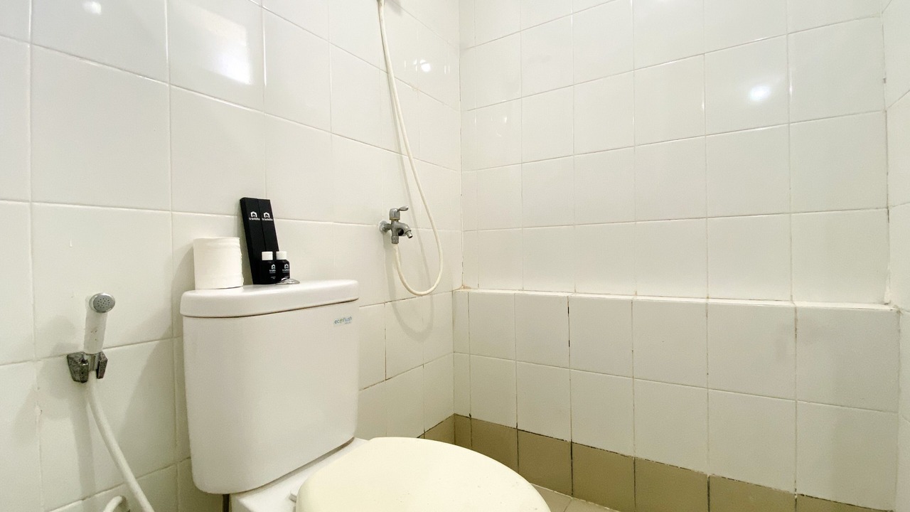 Photo of Bathroom in Jatinegara