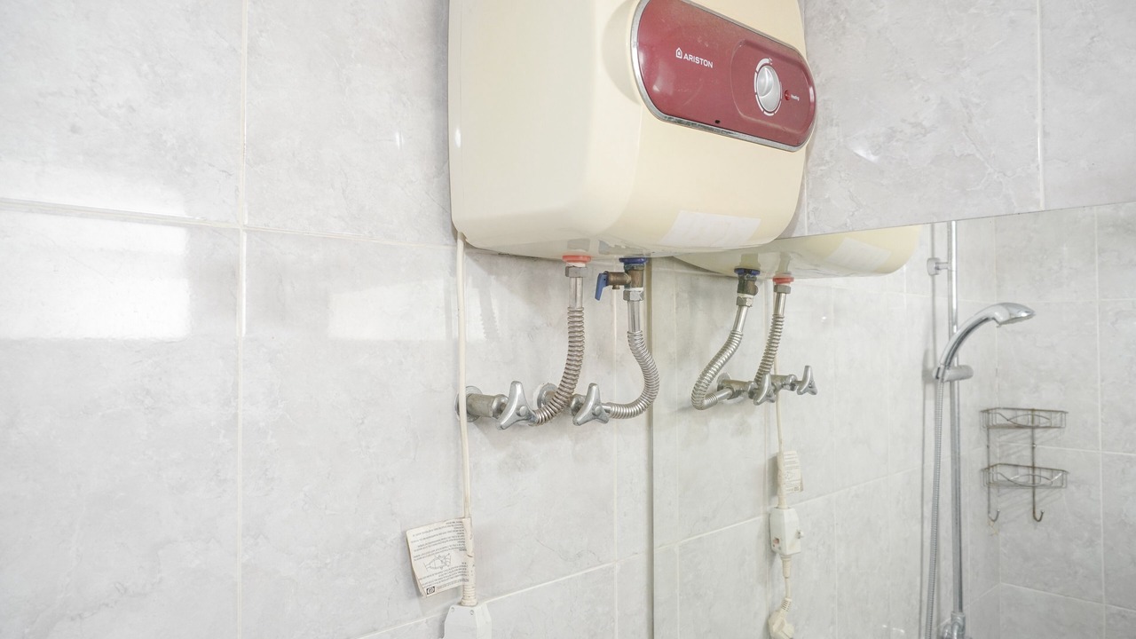 Photo of Bathroom in Jatinegara