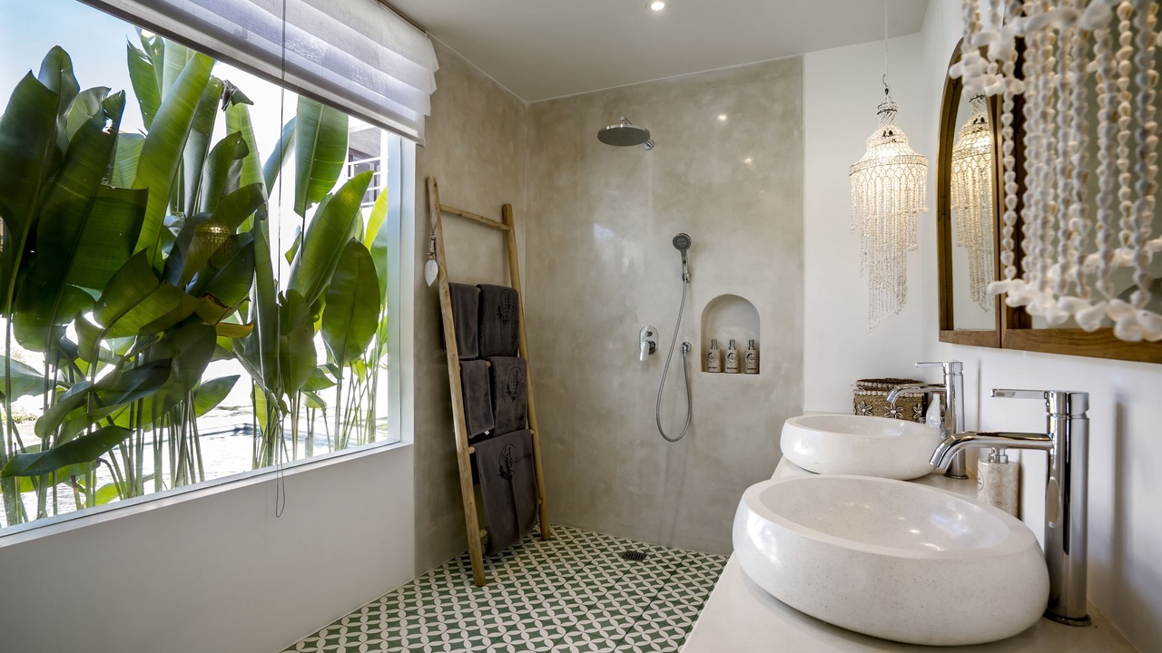 Photo of Bathroom in Laksmana