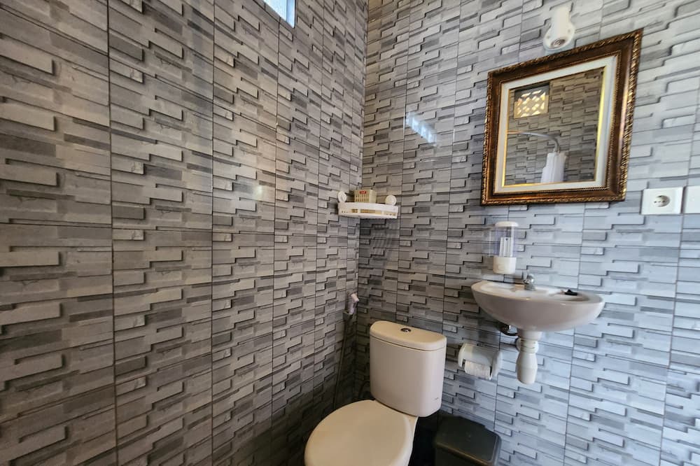 Photo of Bathroom in Pejeng Kawan