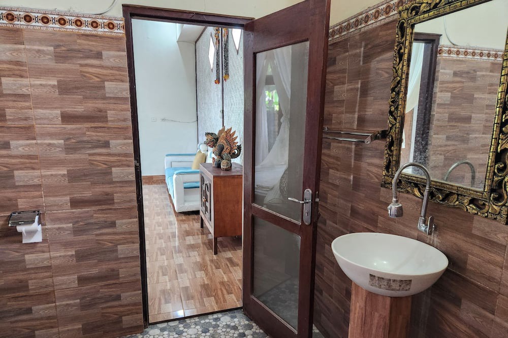 Photo of Bathroom in Pejeng Kawan