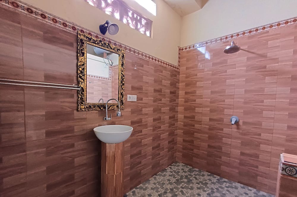 Photo of Bathroom in Pejeng Kawan