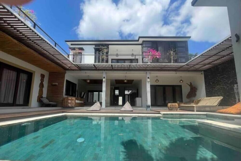 Photo of Outdoor in Bukit