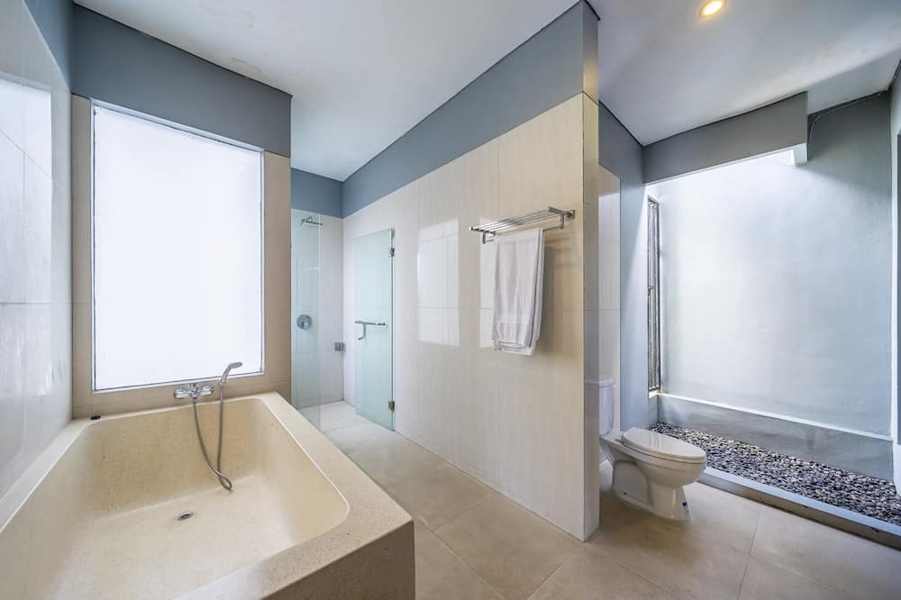 Photo of Bathroom in Babakan