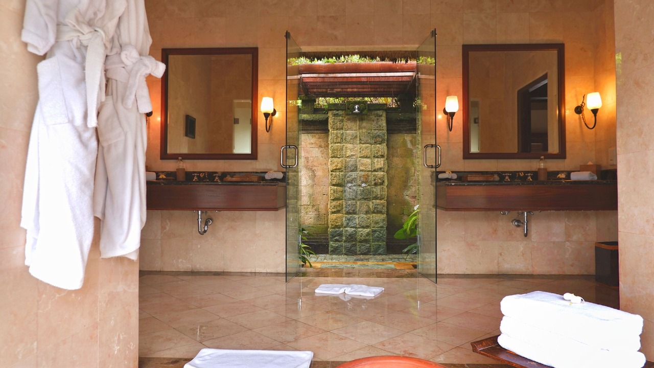 Photo of Bathroom in Kedewatan