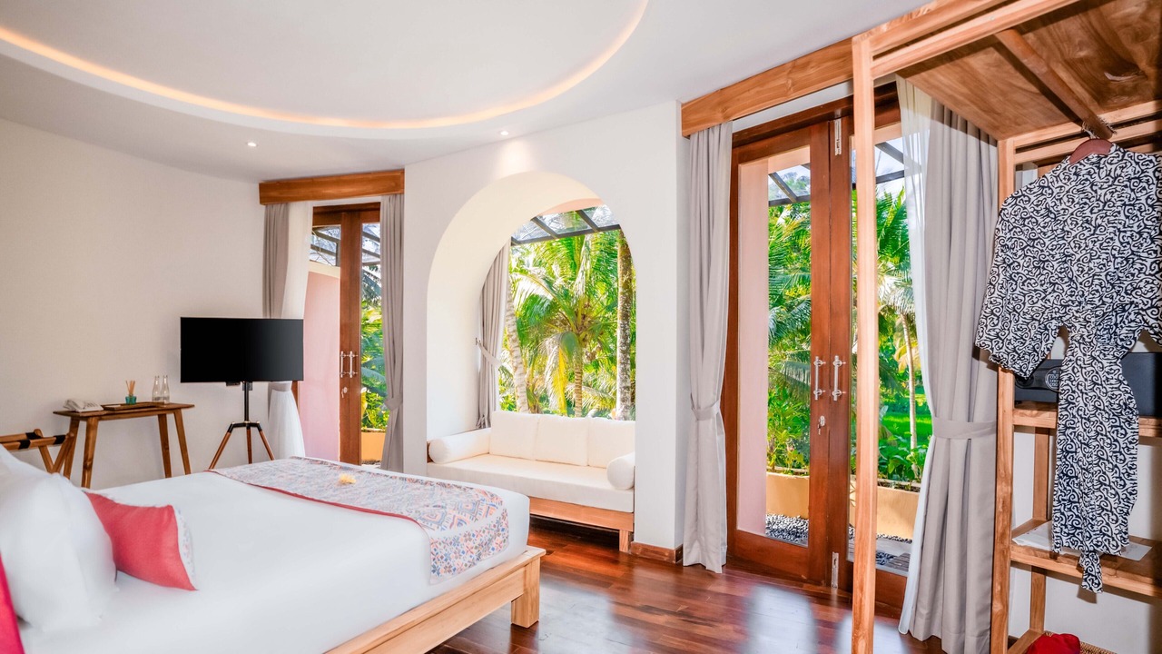 Photo of Bedroom in Sambahan
