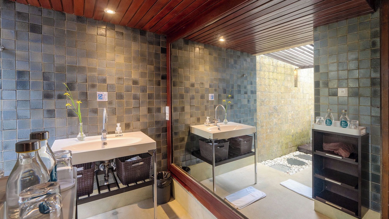 Photo of Bathroom in Lodtunduh