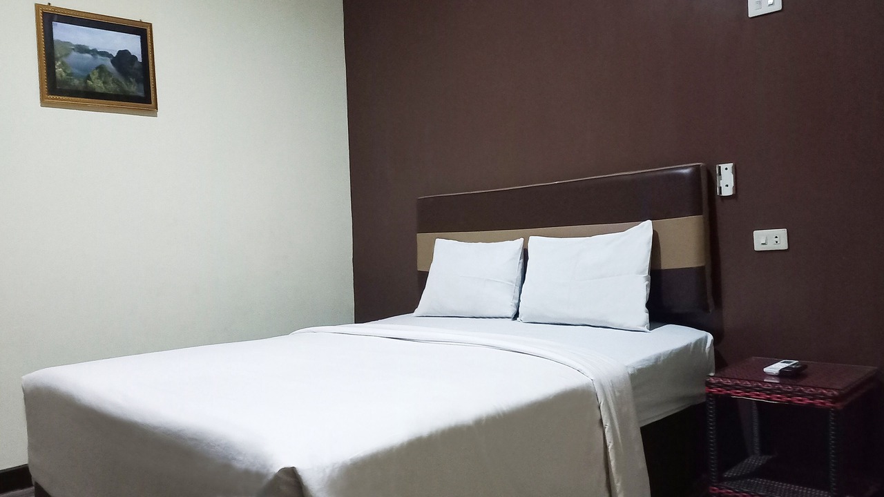 Photo of Bedroom in Metro