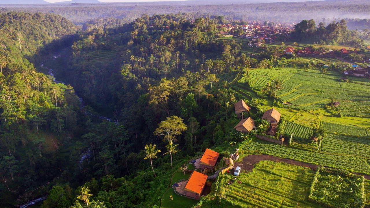 Photo of Outdoor in Selat