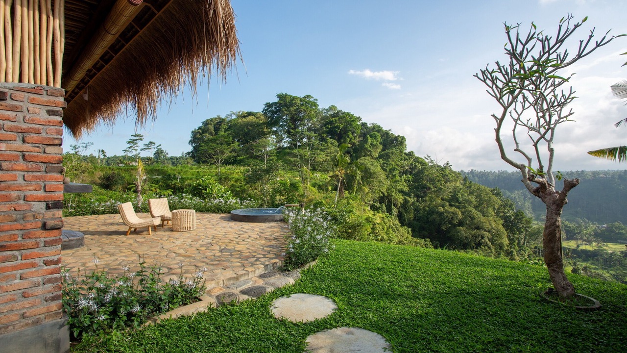 Photo of Outdoor in Selat