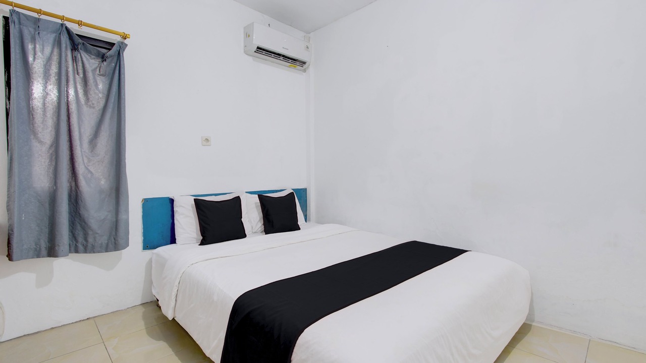 Photo of Bedroom in West Semarang