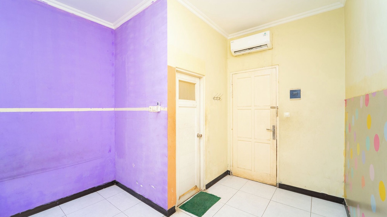 Photo of Bedroom in West Semarang