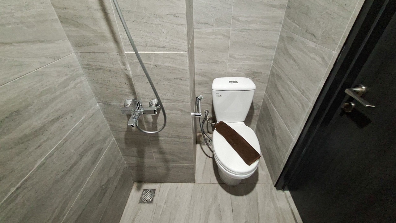 Photo of Bathroom in Panunggangan Utara