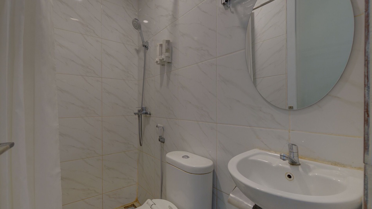 Photo of Bathroom in Gambir