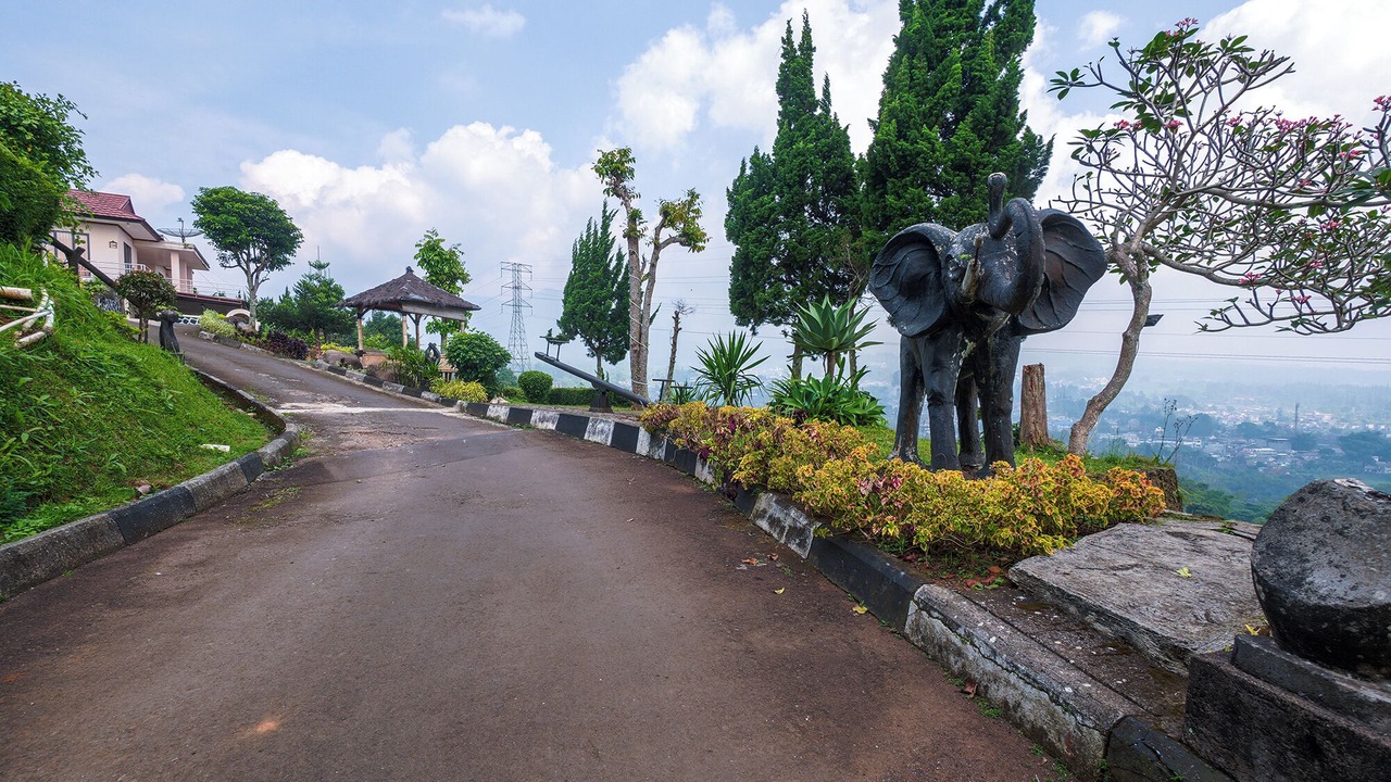 Photo of Others in Cisarua