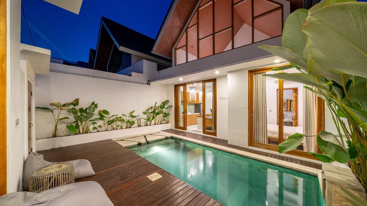 Photo of Patio Balcony in Padangsambian Klod