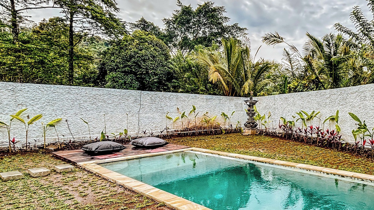Photo of Outdoor in Selat