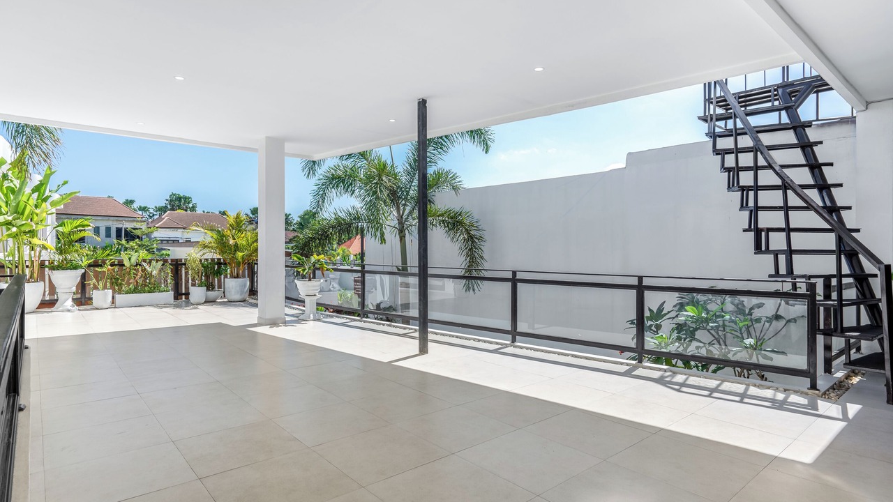 Photo of Patio Balcony in Babakan