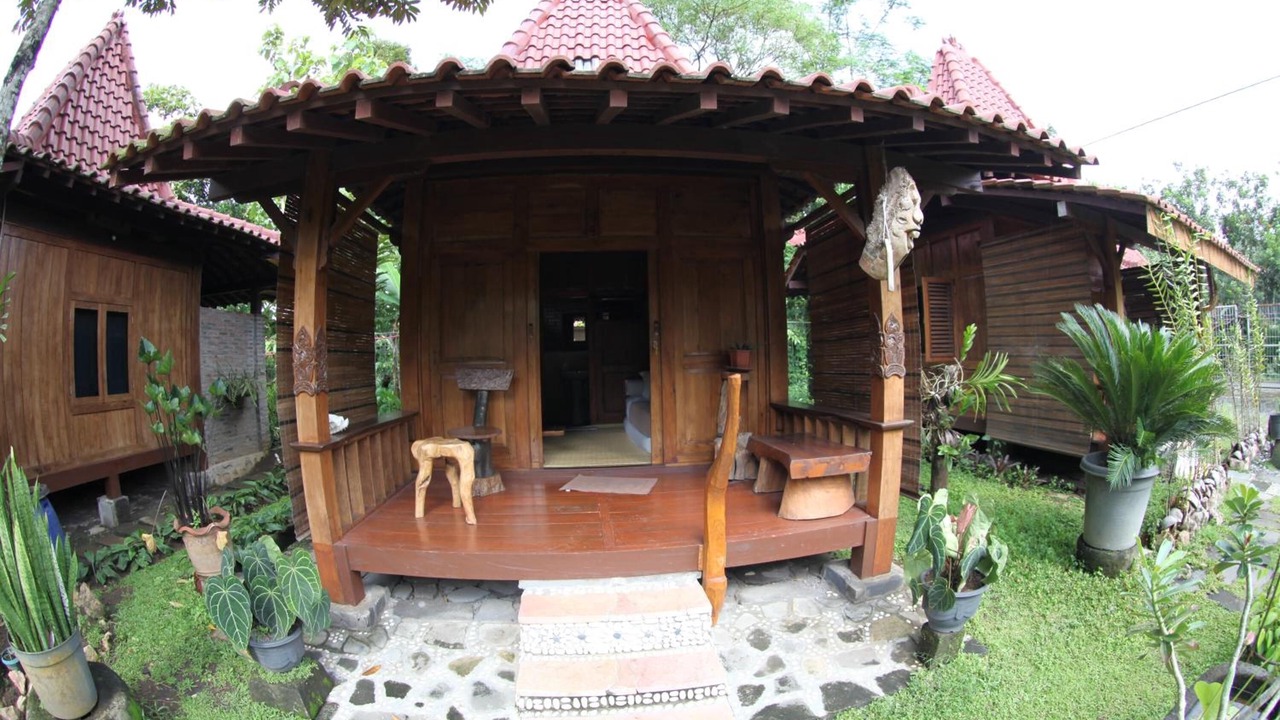 Photo of Outdoor in Mendut