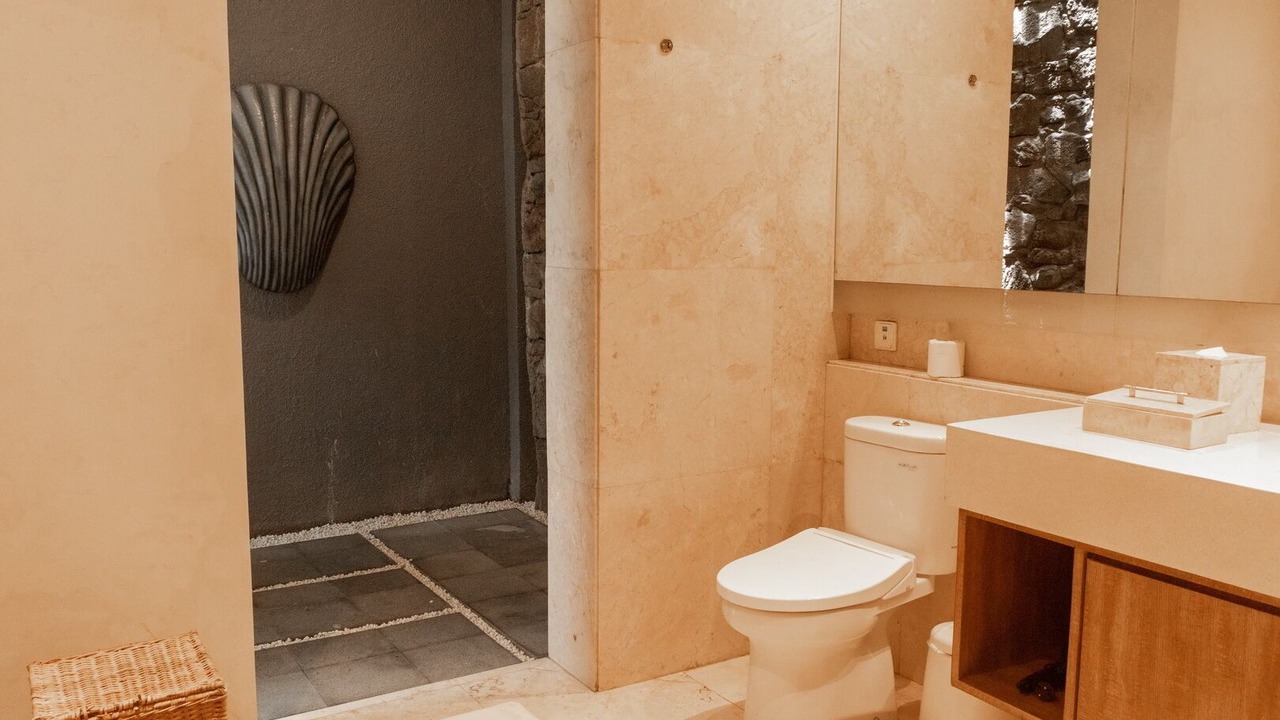 Photo of Bathroom in Kampial