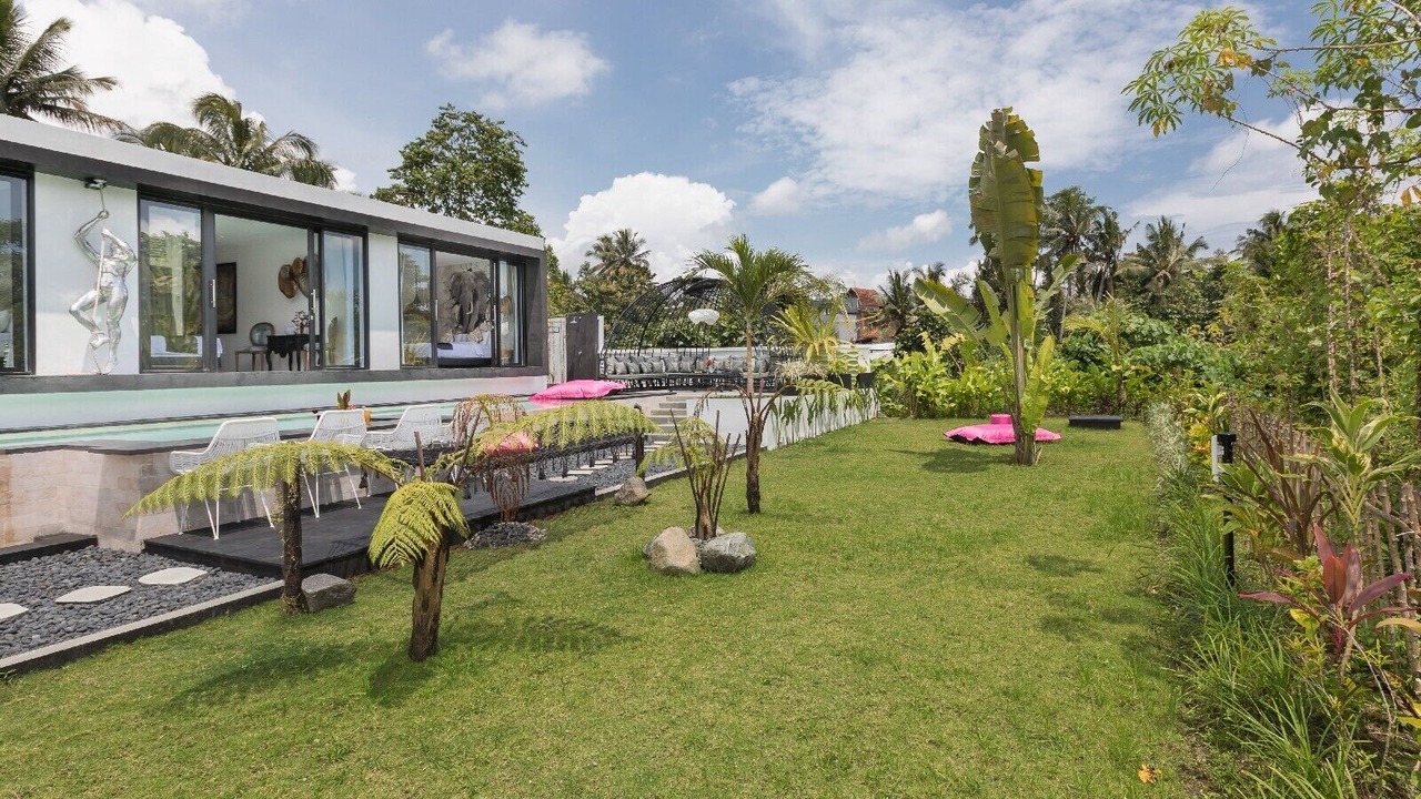 Photo of Outdoor in Petulu