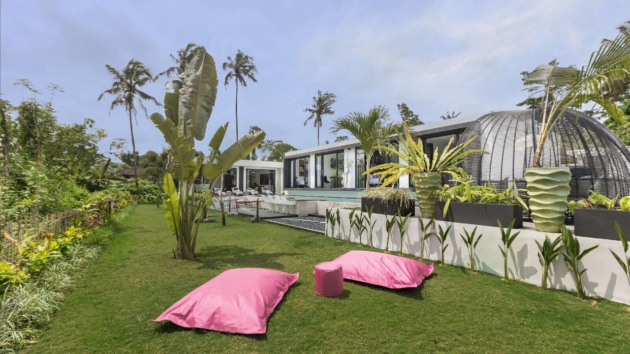 Photo of Outdoor in Petulu