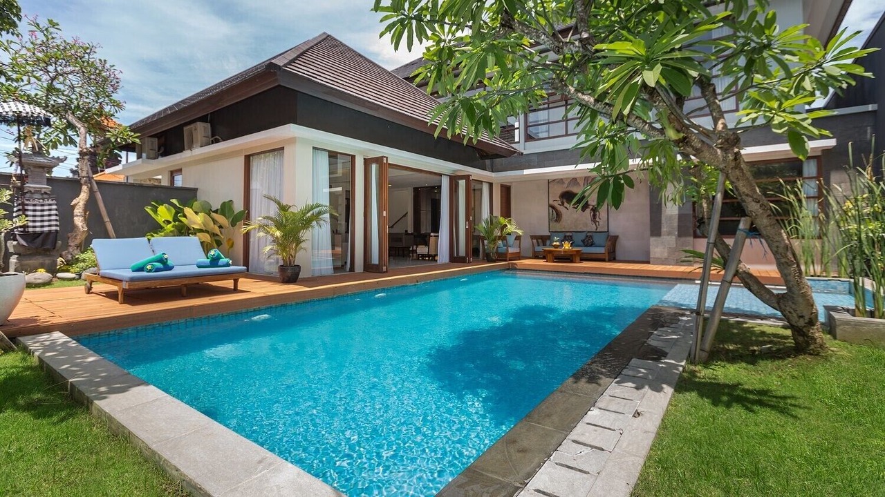 Photo of Outdoor in Sunset Road