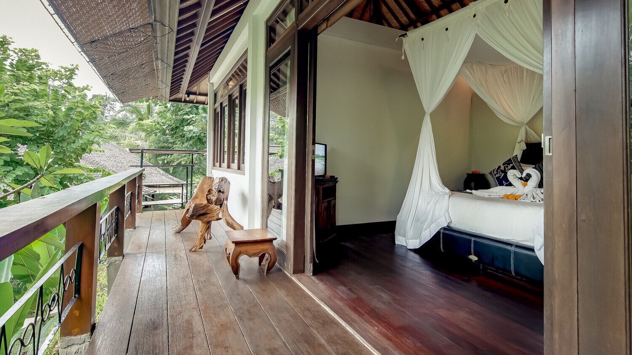 Photo of Bedroom in Sambahan