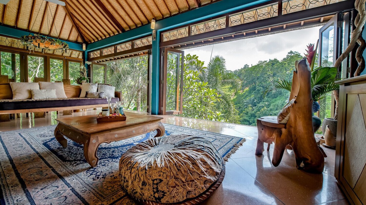 Photo of Livingroom in Sambahan