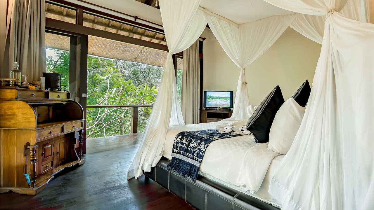 Photo of Bedroom in Sambahan