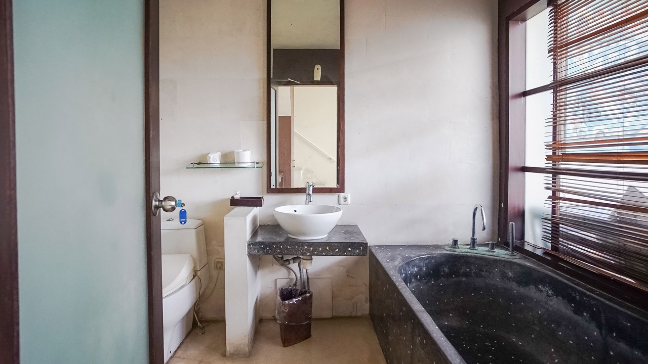 Photo of Bathroom in By Pass Ngurah Rai
