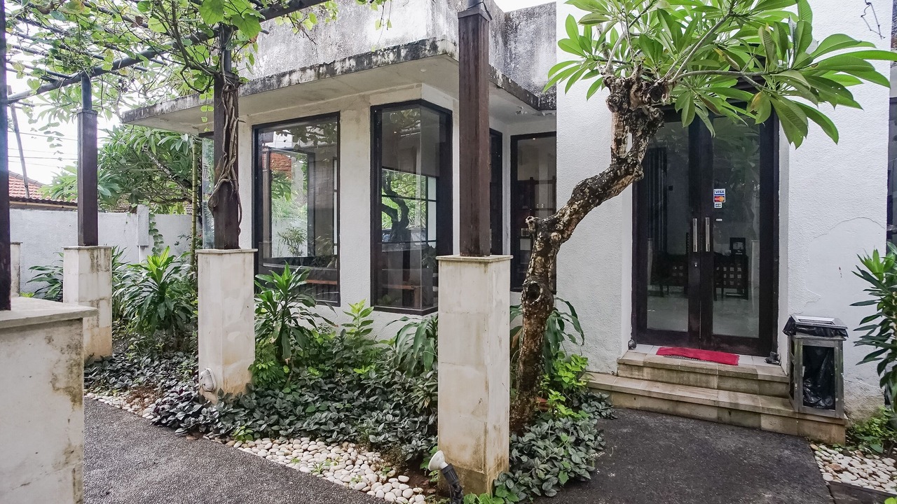 Photo of Outdoor in By Pass Ngurah Rai