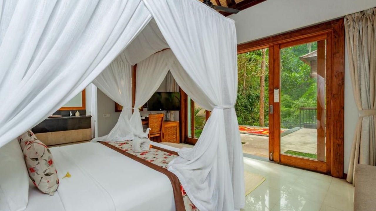 Photo of Bedroom in Sambahan