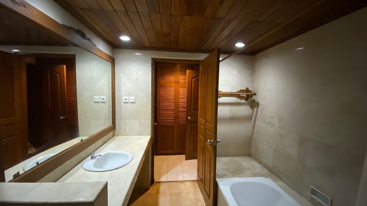 Photo of Bathroom in Jimbaran Bay