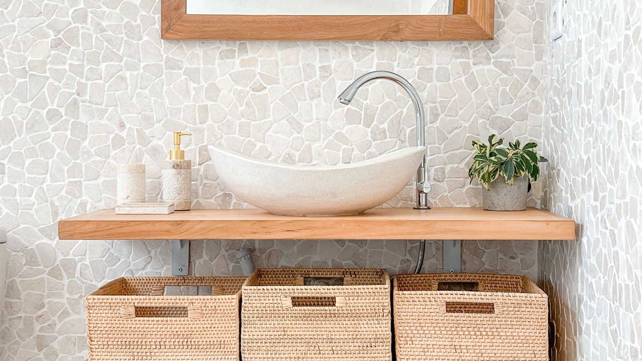Photo of Bathroom in Padangsambian Klod