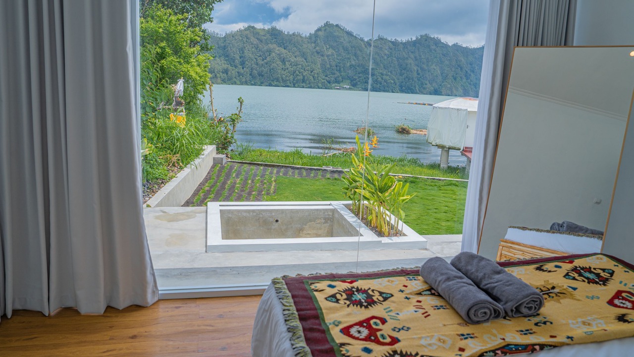 Photo of Bedroom in Toya Bungkah