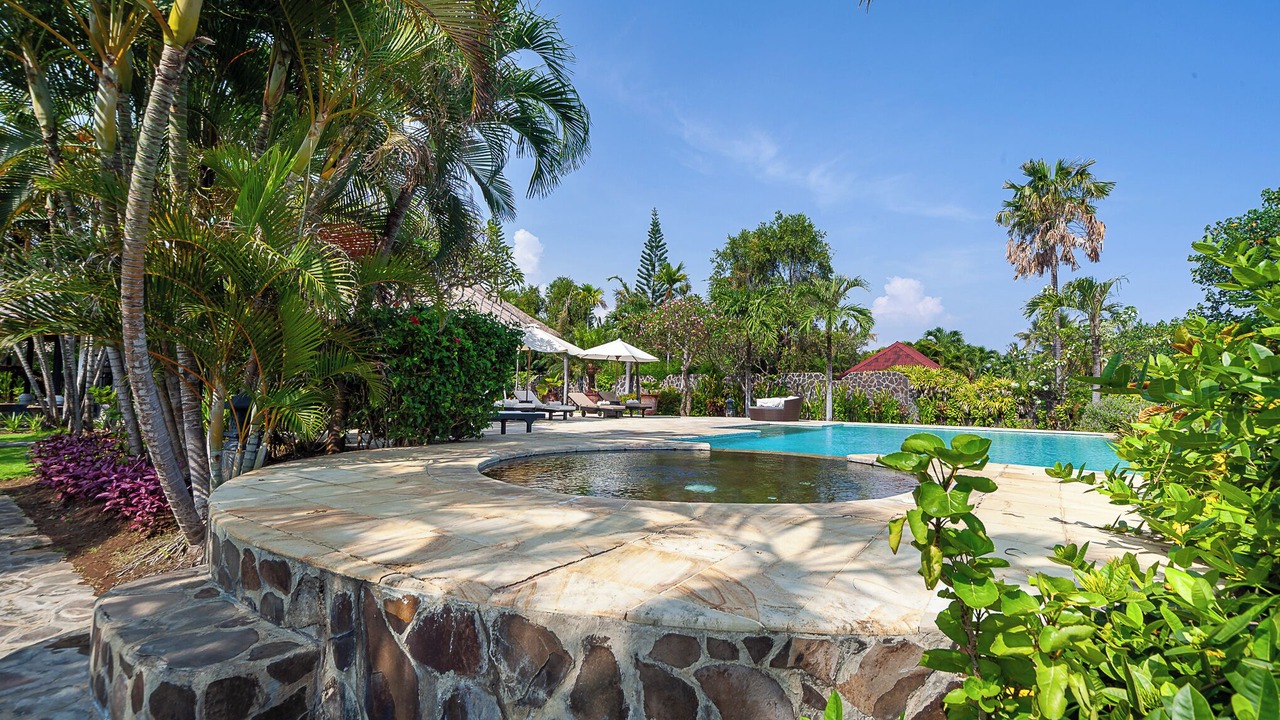 Photo of Outdoor in Dencarik