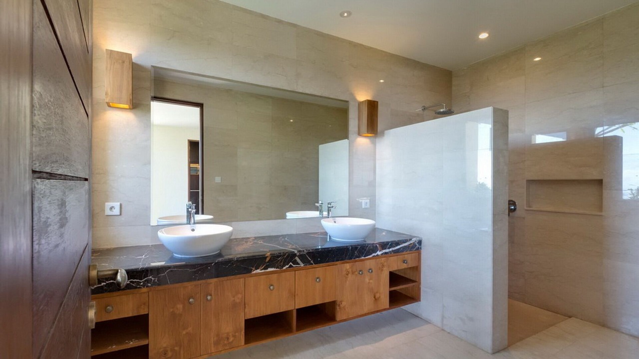 Photo of Bathroom in Bukit
