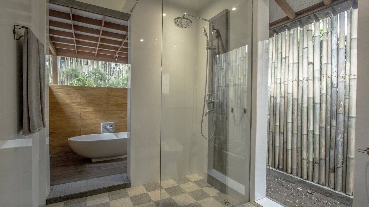 Photo of Bathroom in Sambahan