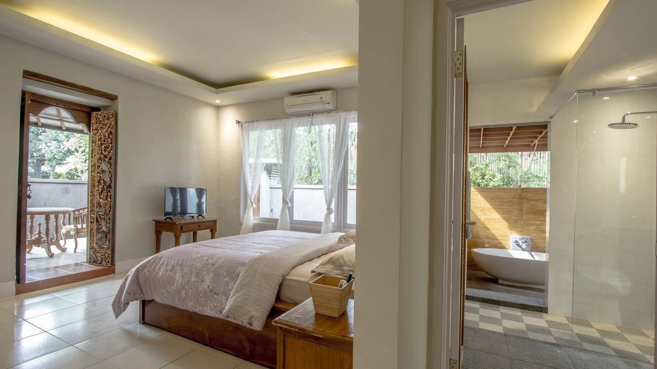Photo of Bedroom in Sambahan