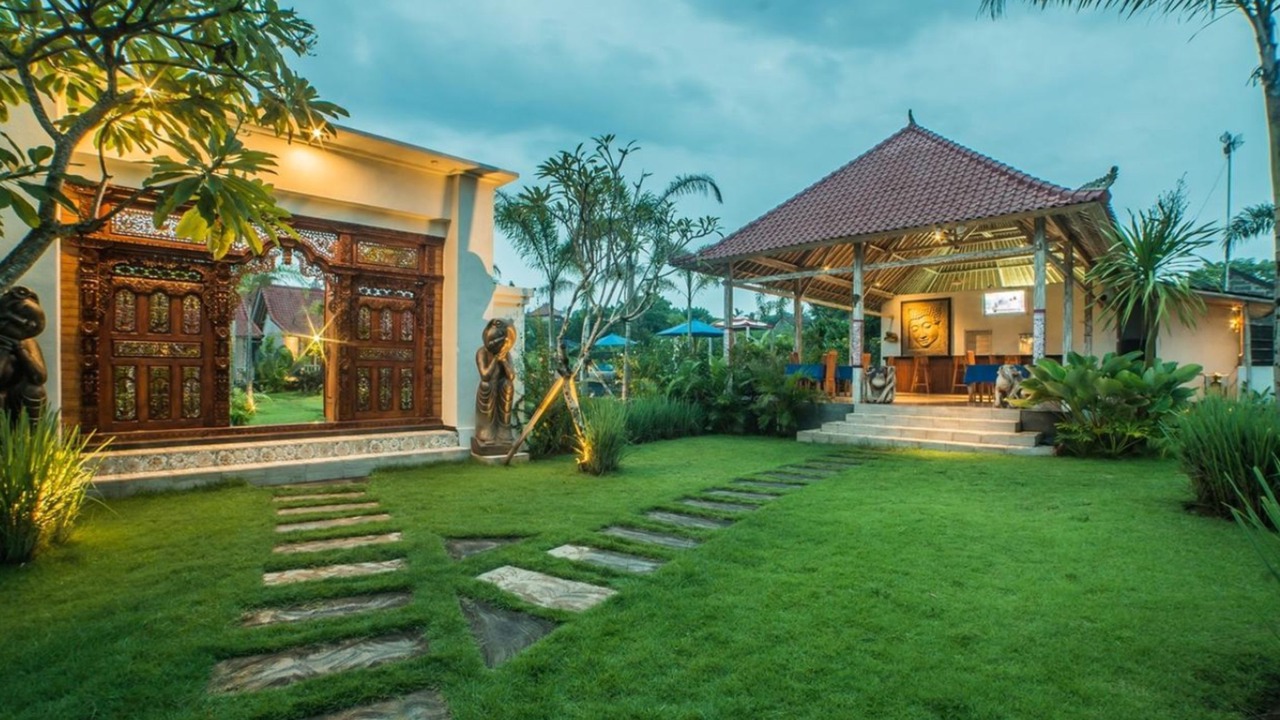 Photo of Outdoor in Mushroom Bay